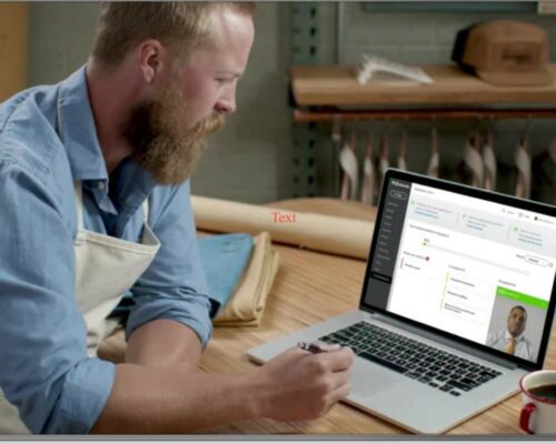 Quickbooks software review: Live bookkeeping is a neat feature that businesses can use. It helps with keeping bookkeeping simple with a live person.